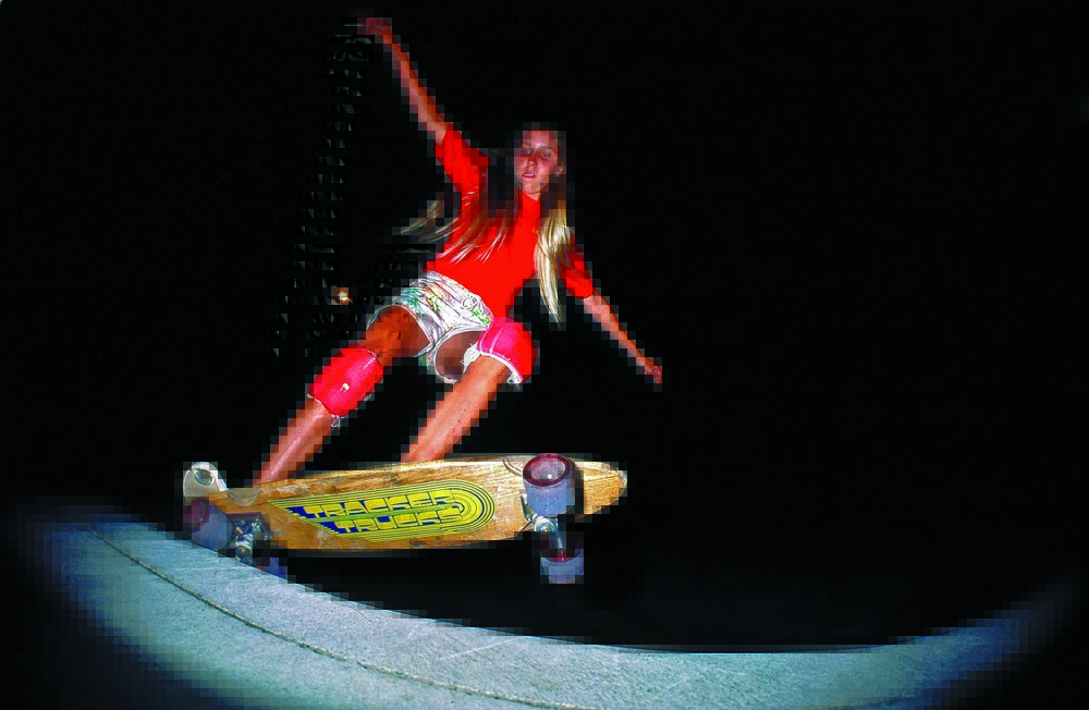 Laura Thornhill-Caswell – Womxn Skateboard History